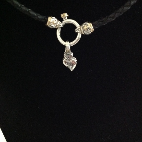 John Medieros Leather choker with charm - Picture 5 of 8